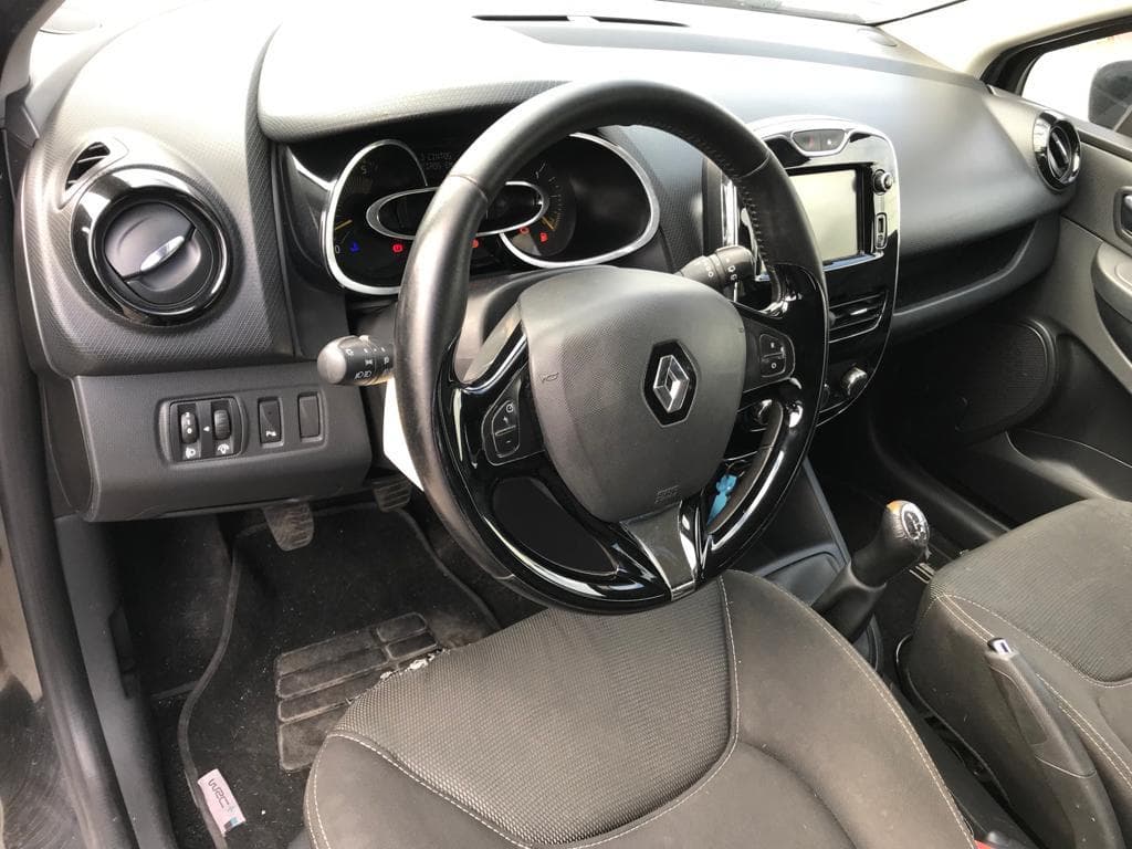 Renault Clio 1.5DCI · Ano 2013 — imagem 26