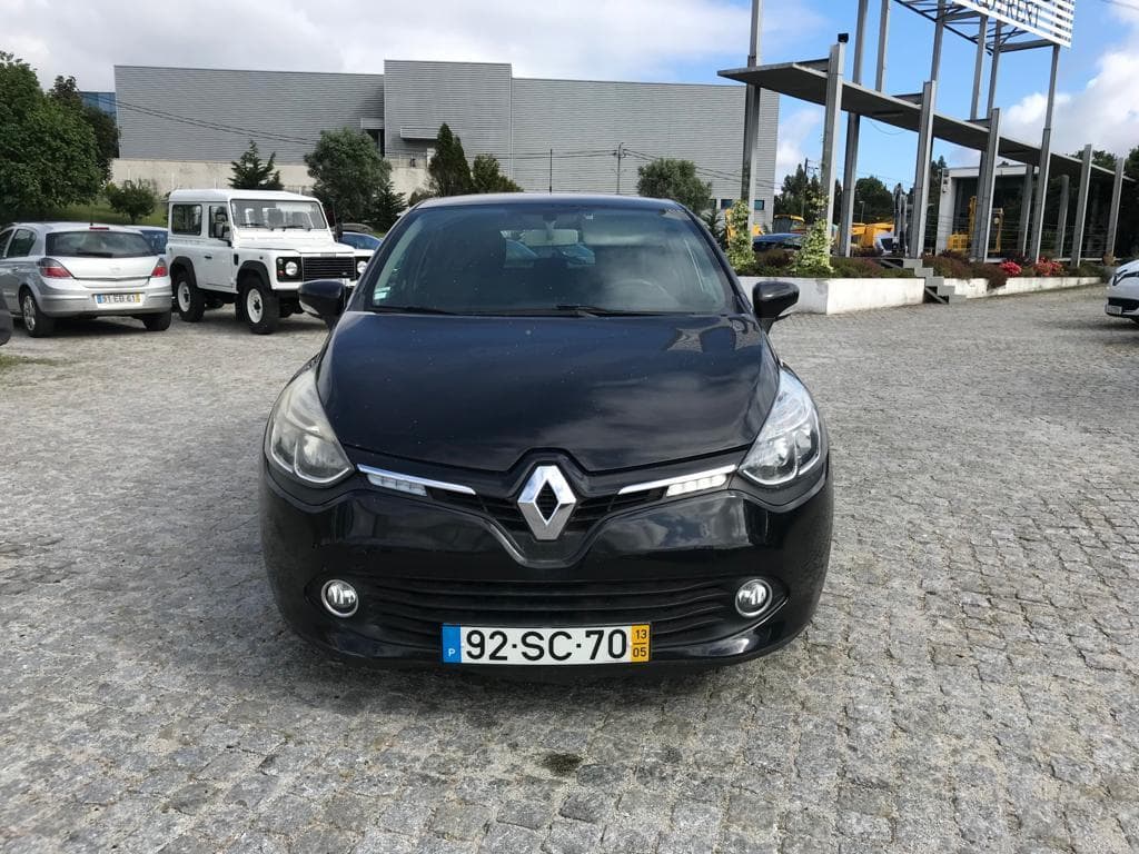 Renault Clio 1.5DCI · Ano 2013 — imagem 2
