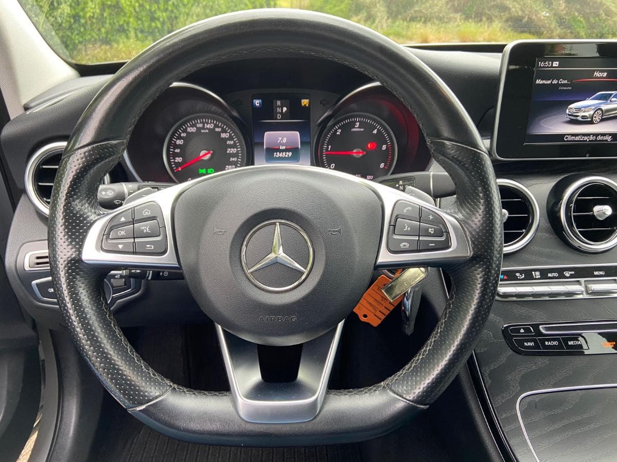Mercedes-Benz C220 D — imagem 6