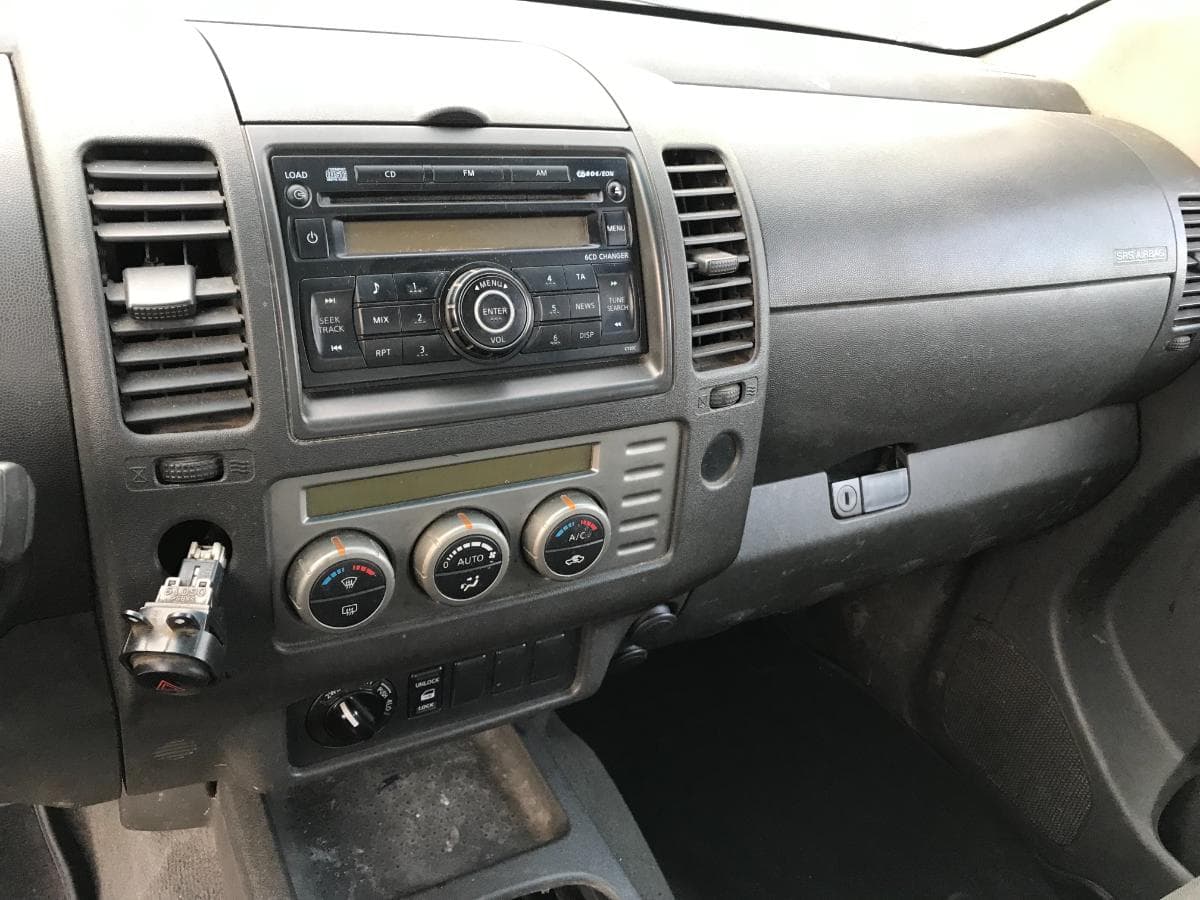Nissan Navarra 2.5 DCI 55-CJ-69 — imagen 25