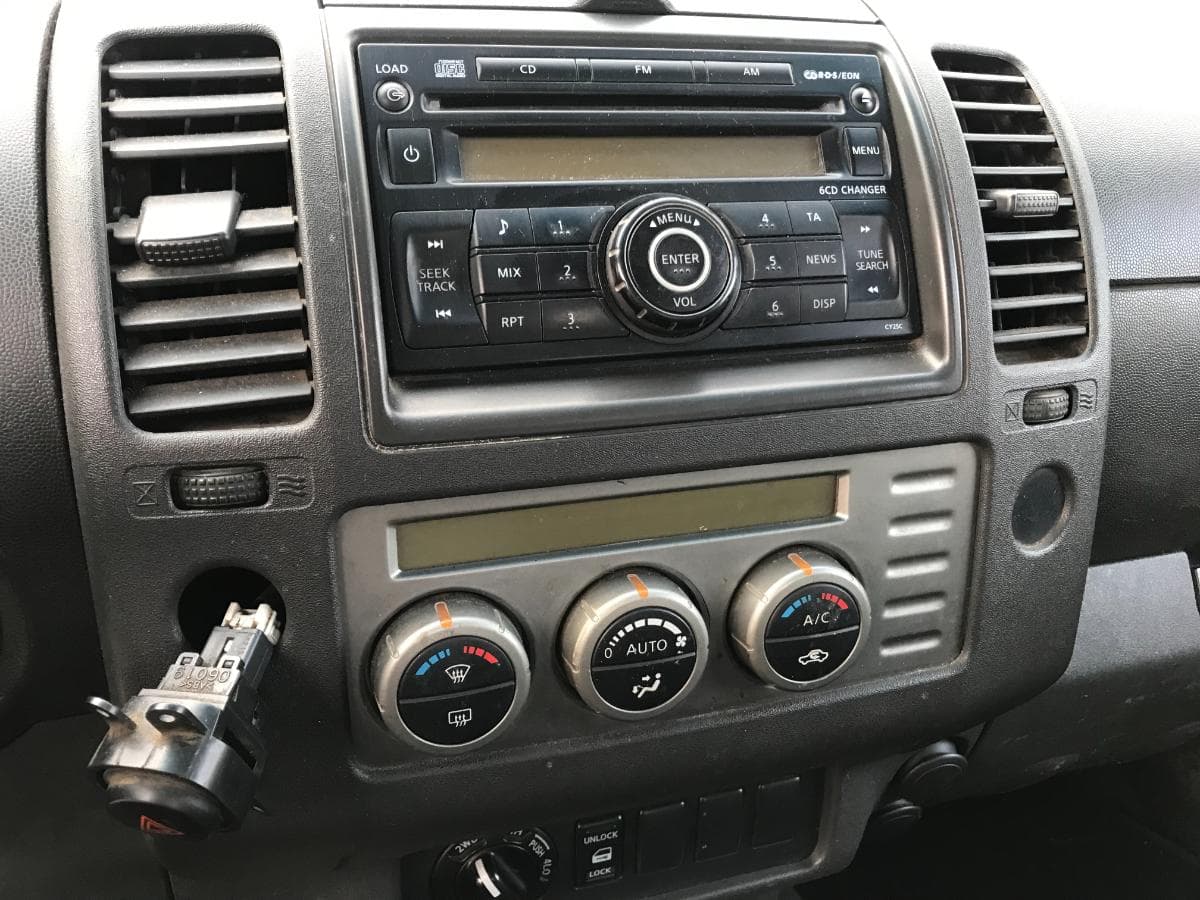 Nissan Navarra 2.5 DCI 55-CJ-69 — imagen 27