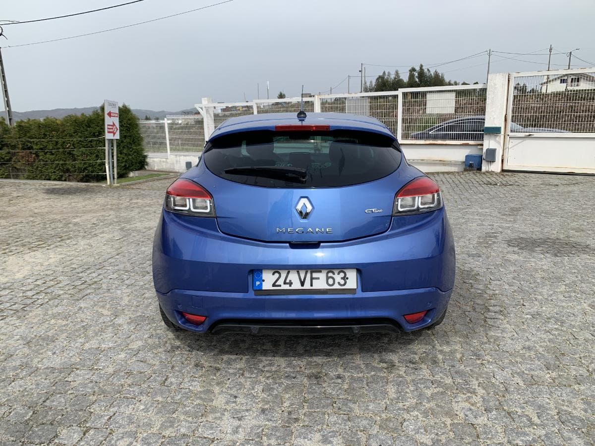 Renault Mégane Coupé 1.6 DCI GT Line · Ano 2012 — image 7