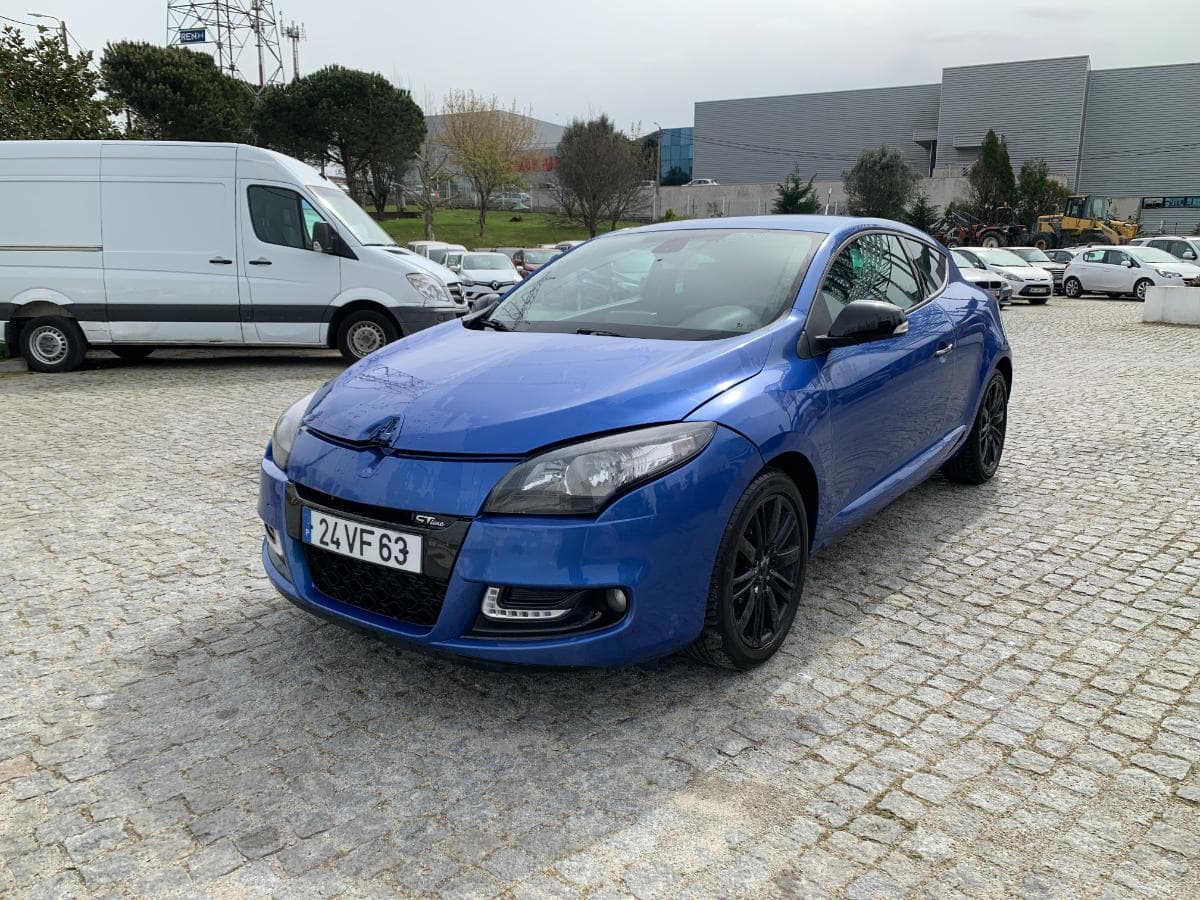 Renault Mégane Coupé 1.6 DCI GT Line · Ano 2012 — image 5