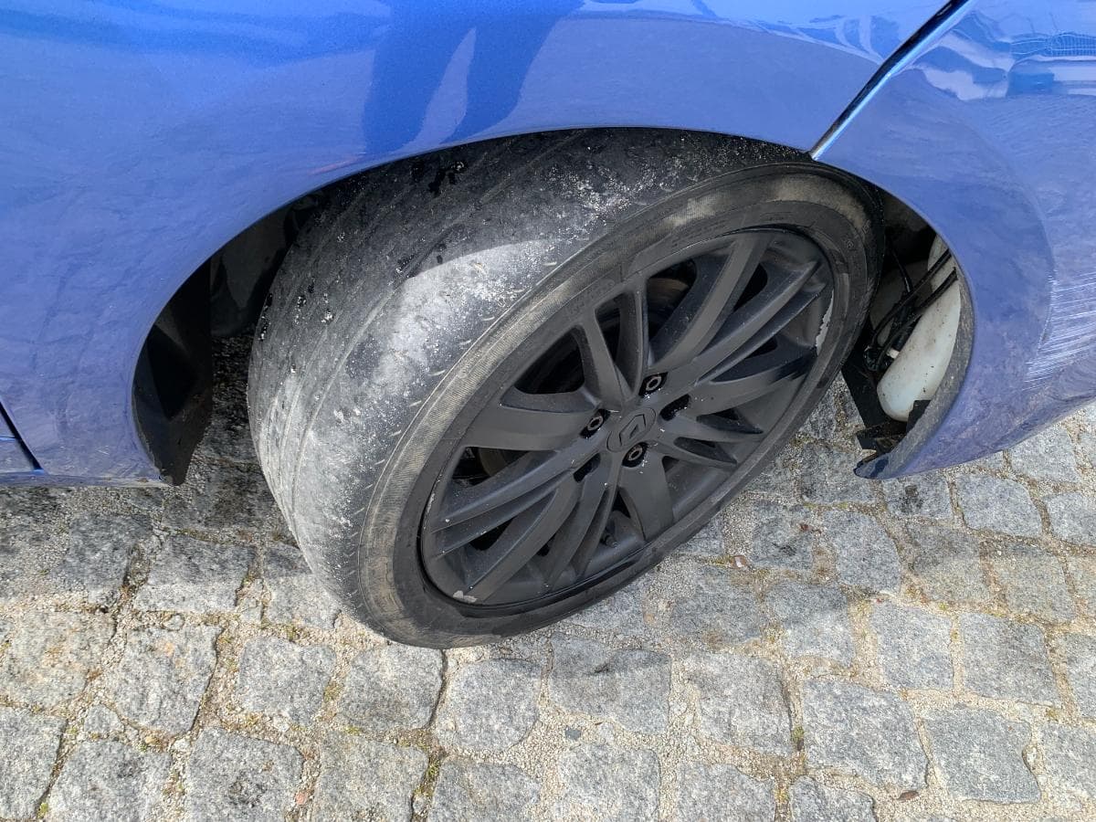 Renault Mégane Coupé 1.6 DCI GT Line · Ano 2012 — image 17