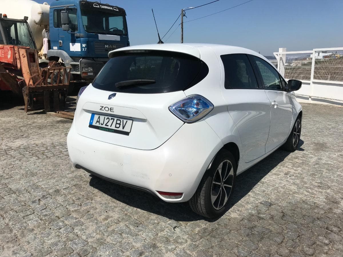 Renault Zoe · Ano 2019 — image 6