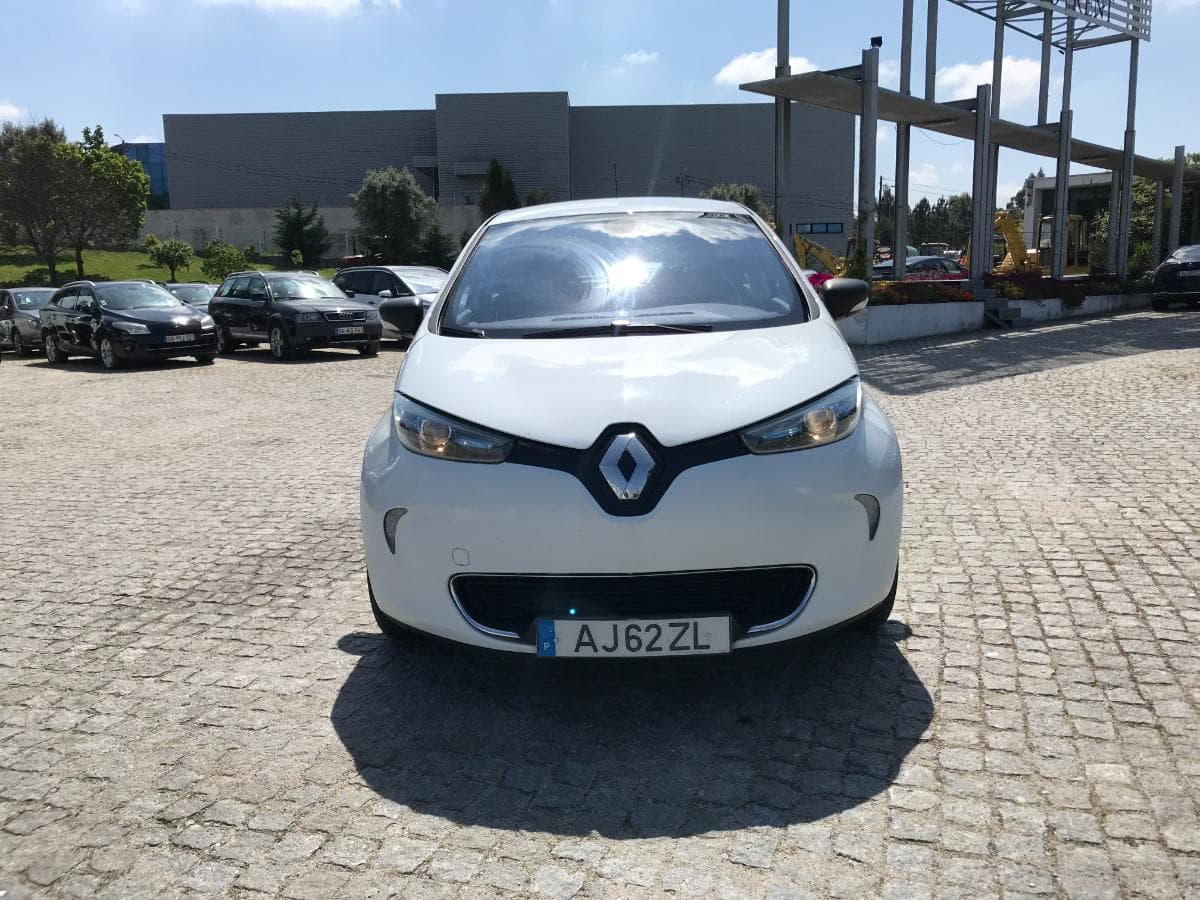 Renault Zoe · Ano 2019          AJ-62-ZL — imagem 2
