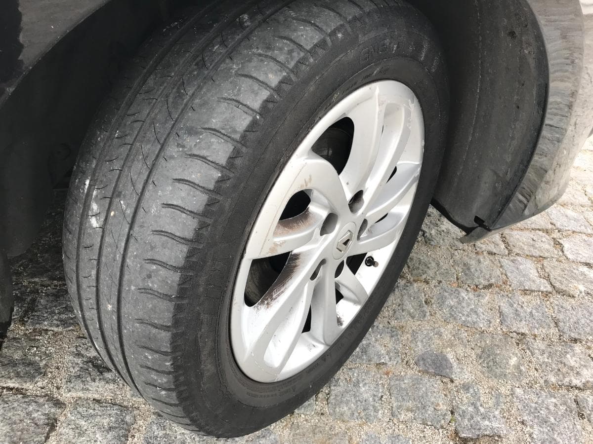 Renault Mégane 1.5DCI · Ano 2015 — imagem 16