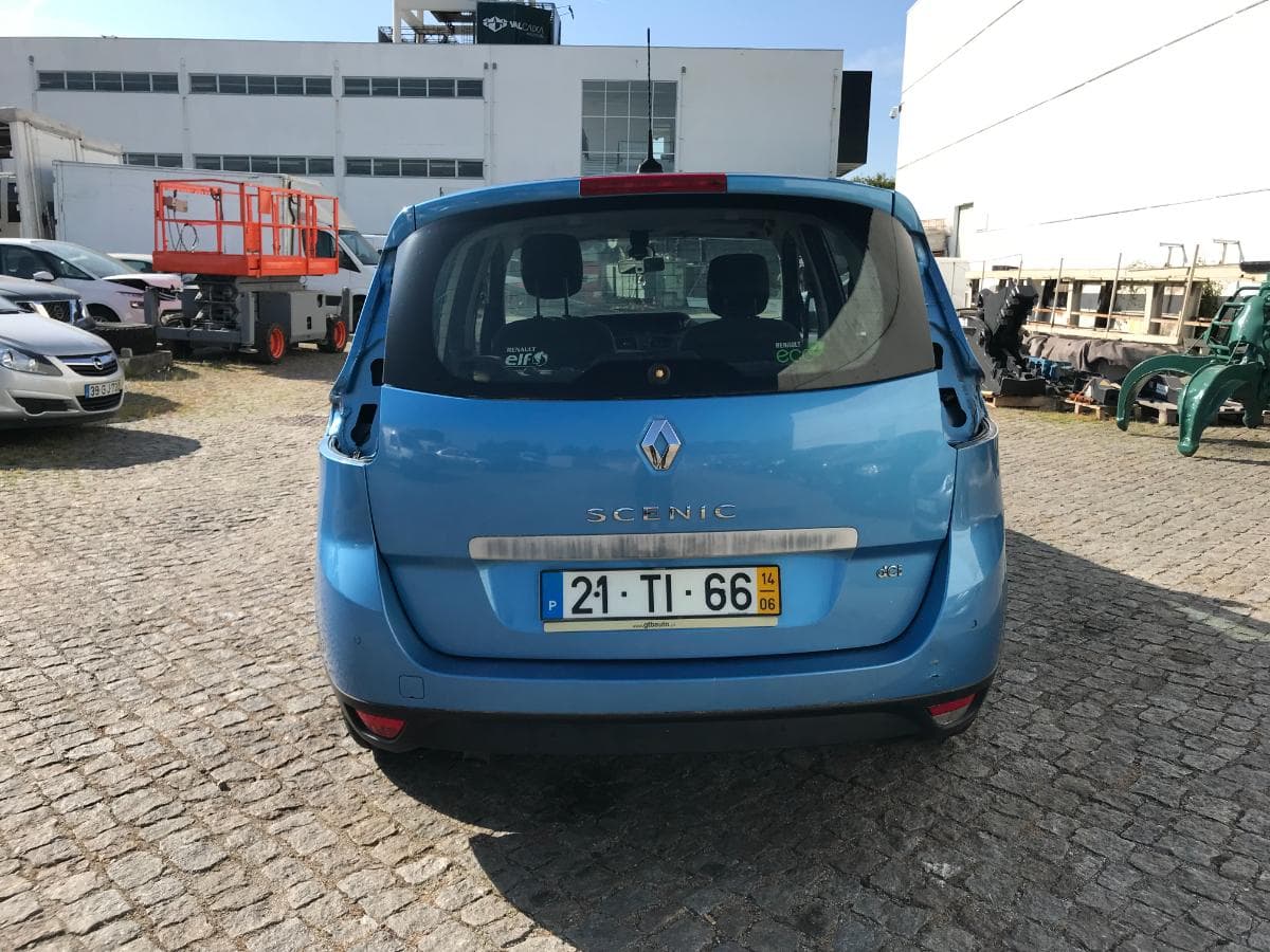 Renault Scénic 1.5DCI · Ano 2014 — imagen 7