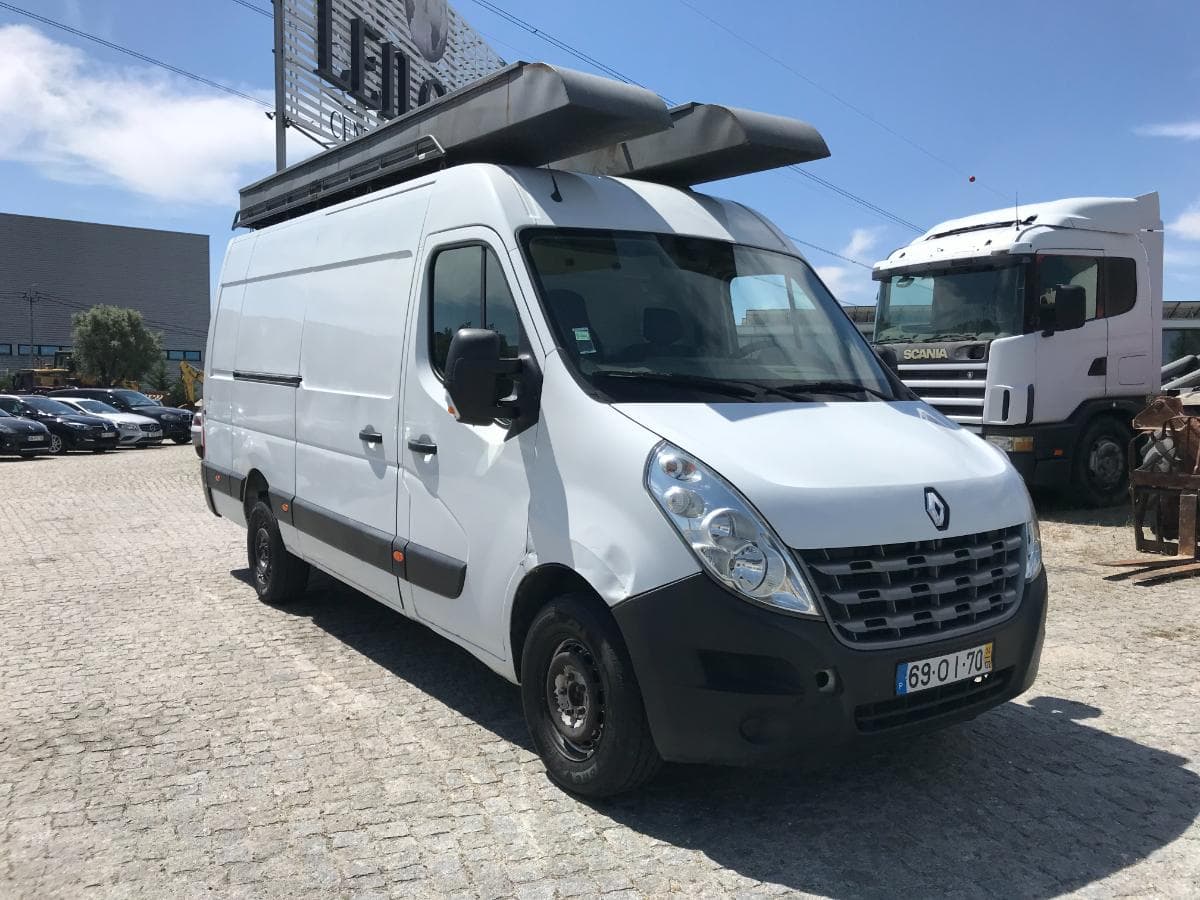 Renault Master 2.3 DCI 125 · Ano 2014 — imagem 1
