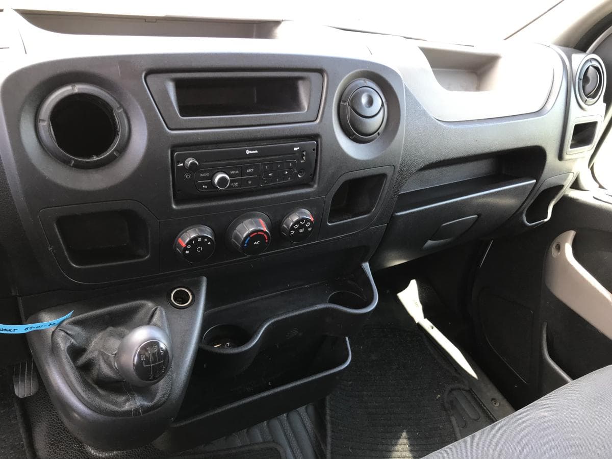 Renault Master 2.3 DCI 125 · Ano 2014 — imagem 26