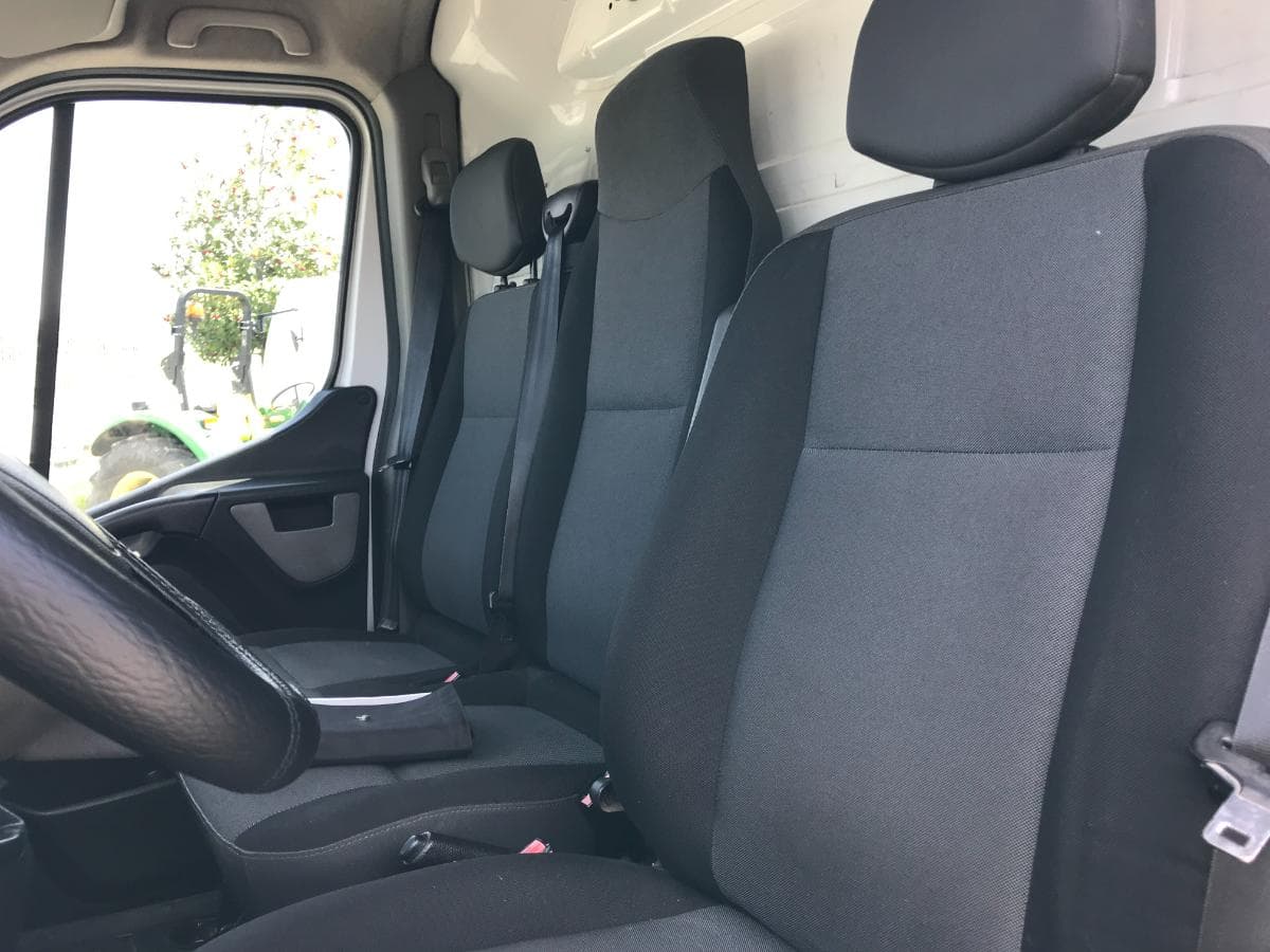 Renault Master 2.3 DCI 125 · Ano 2014 — imagem 28
