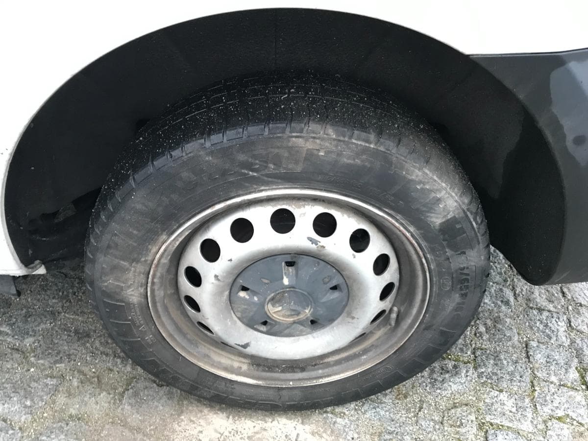 Mercedes Vito  44-RI-08 — imagem 4