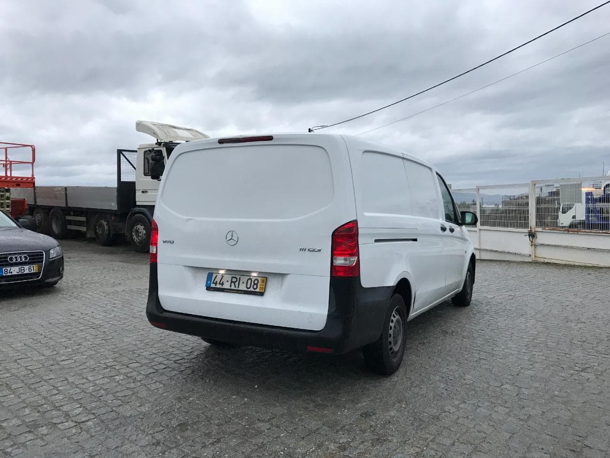 Mercedes Vito  44-RI-08 — imagem 17