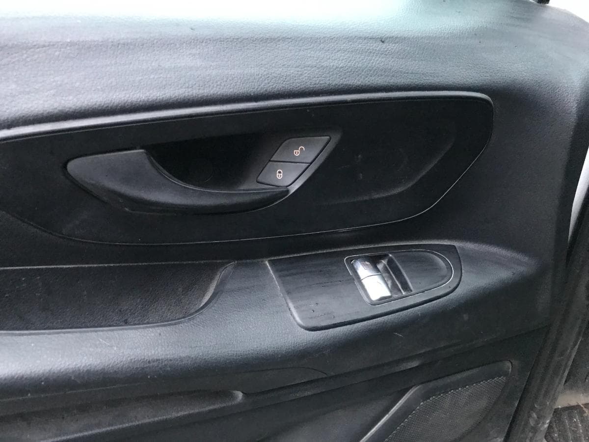 Mercedes Vito  44-RI-08 — imagem 14