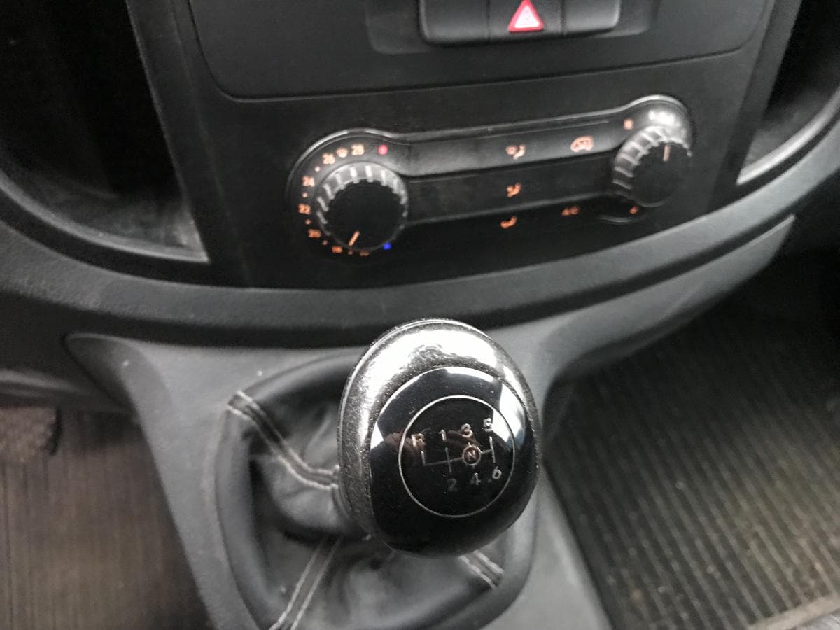 Mercedes Vito  44-RI-08 — imagem 26