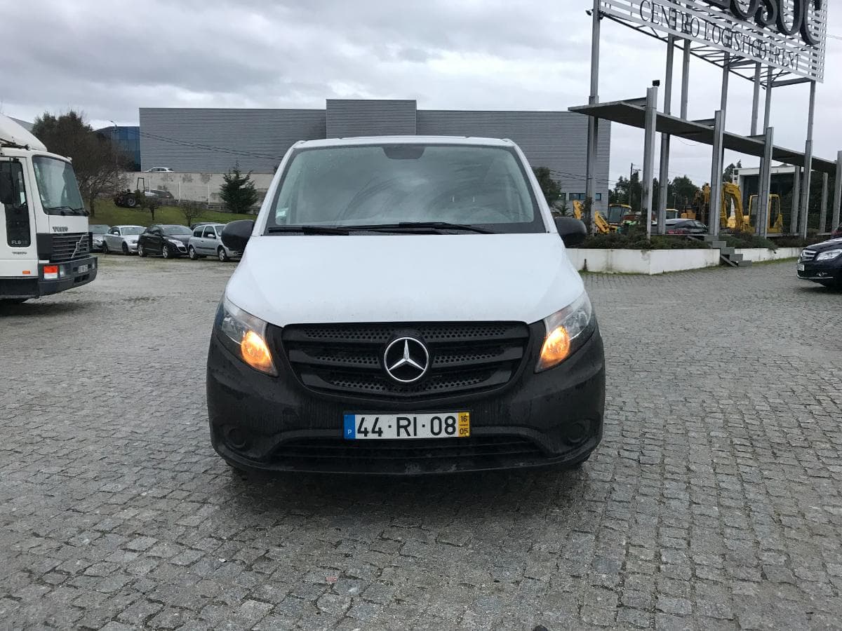 Mercedes Vito  44-RI-08 — imagem 2