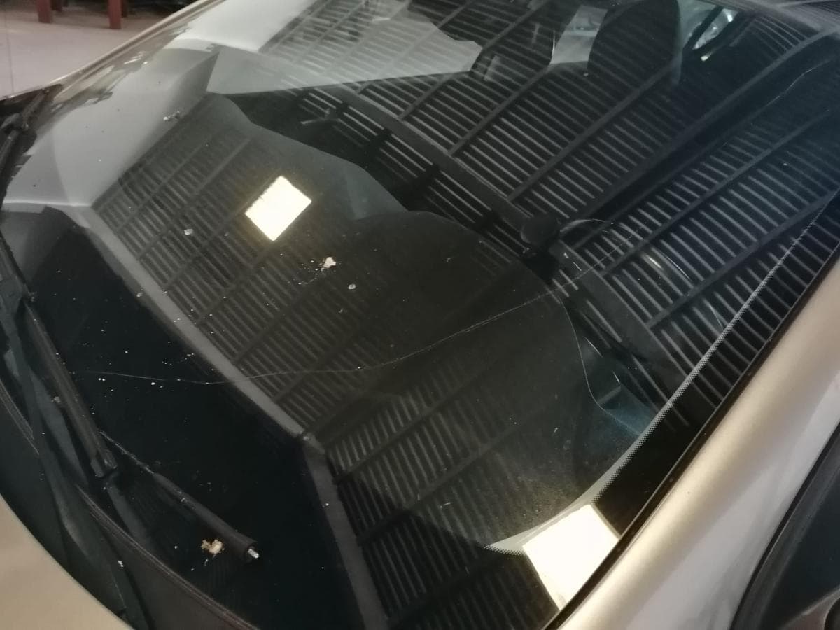 Peugeot 308 1.6 BlueHDI · Ano 2015 — imagen 15