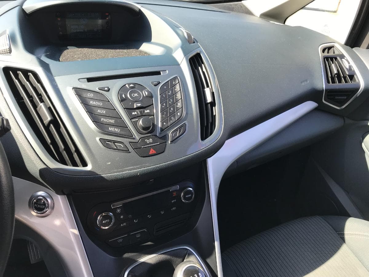 Ford C-Max 1.6 CDTI · Ano 2011 — imagem 24