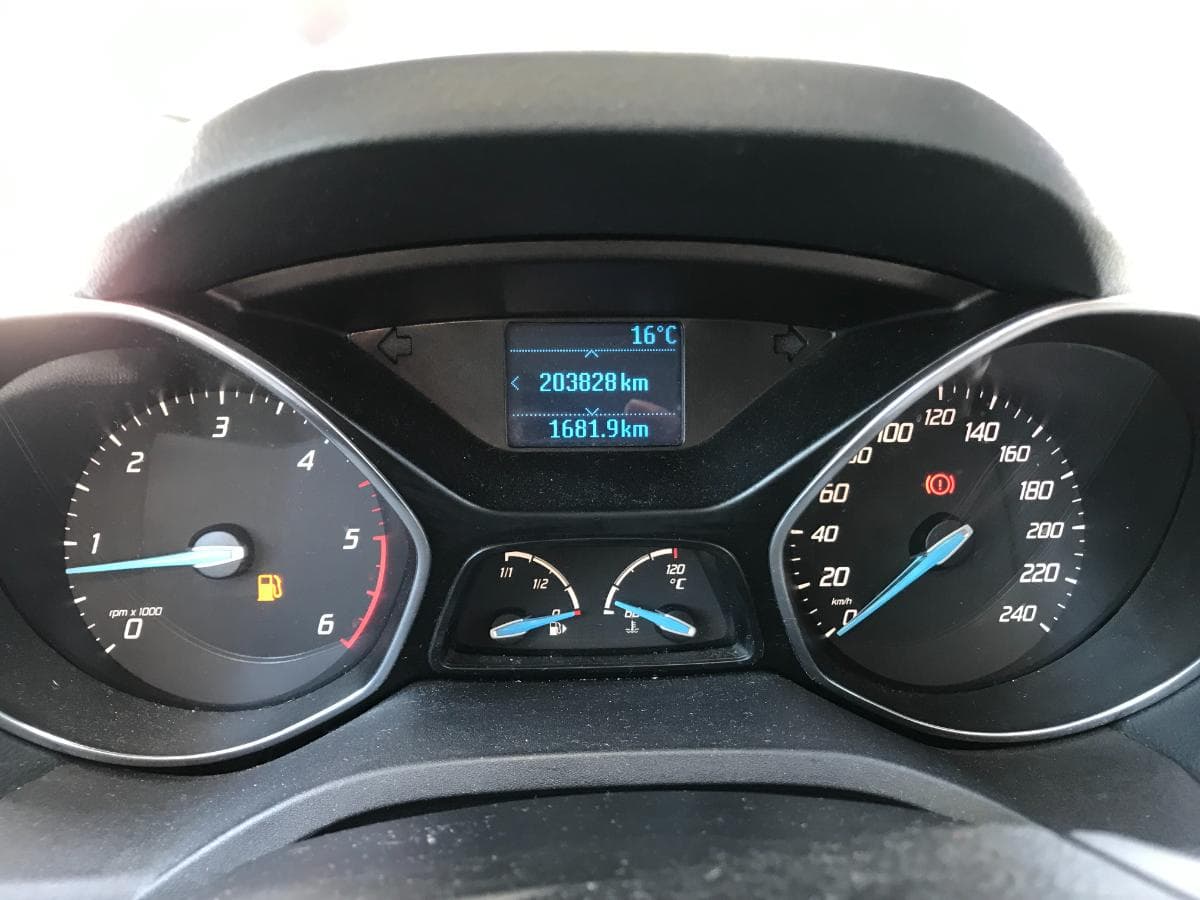 Ford C-Max 1.6 CDTI · Ano 2011 — imagem 33