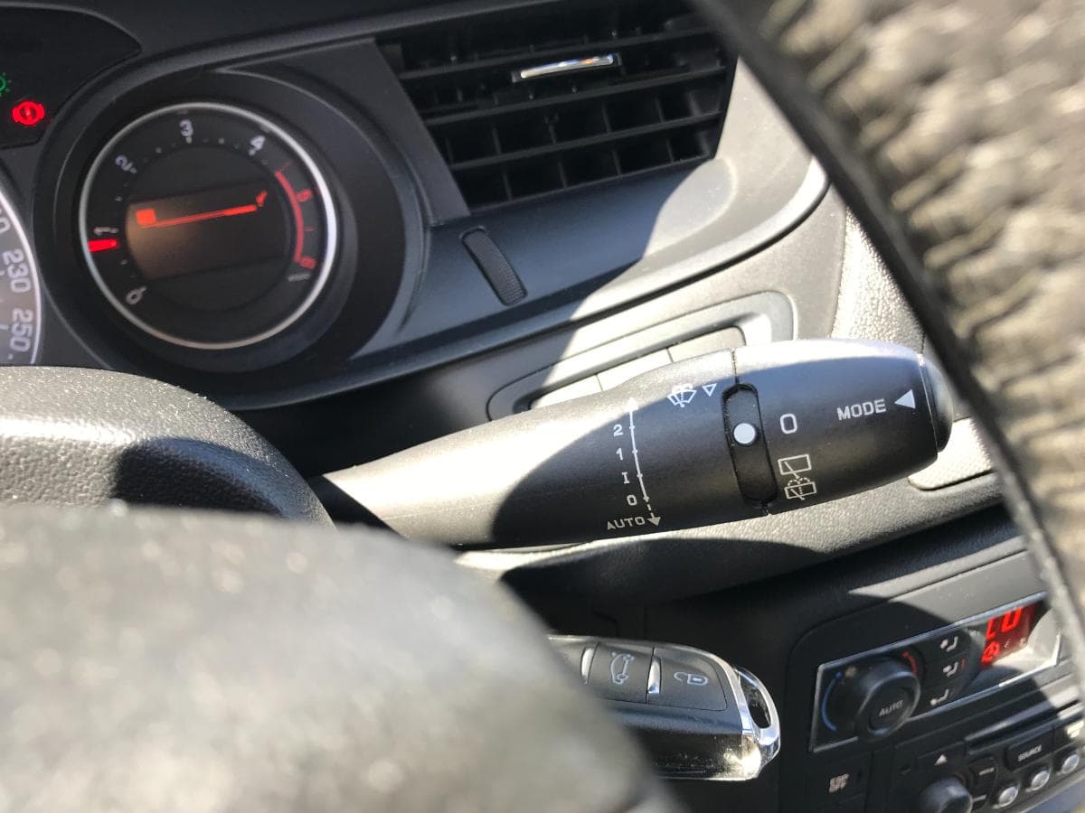 Citroën C5 1.6 HDI · Ano 2010 — imagen 25