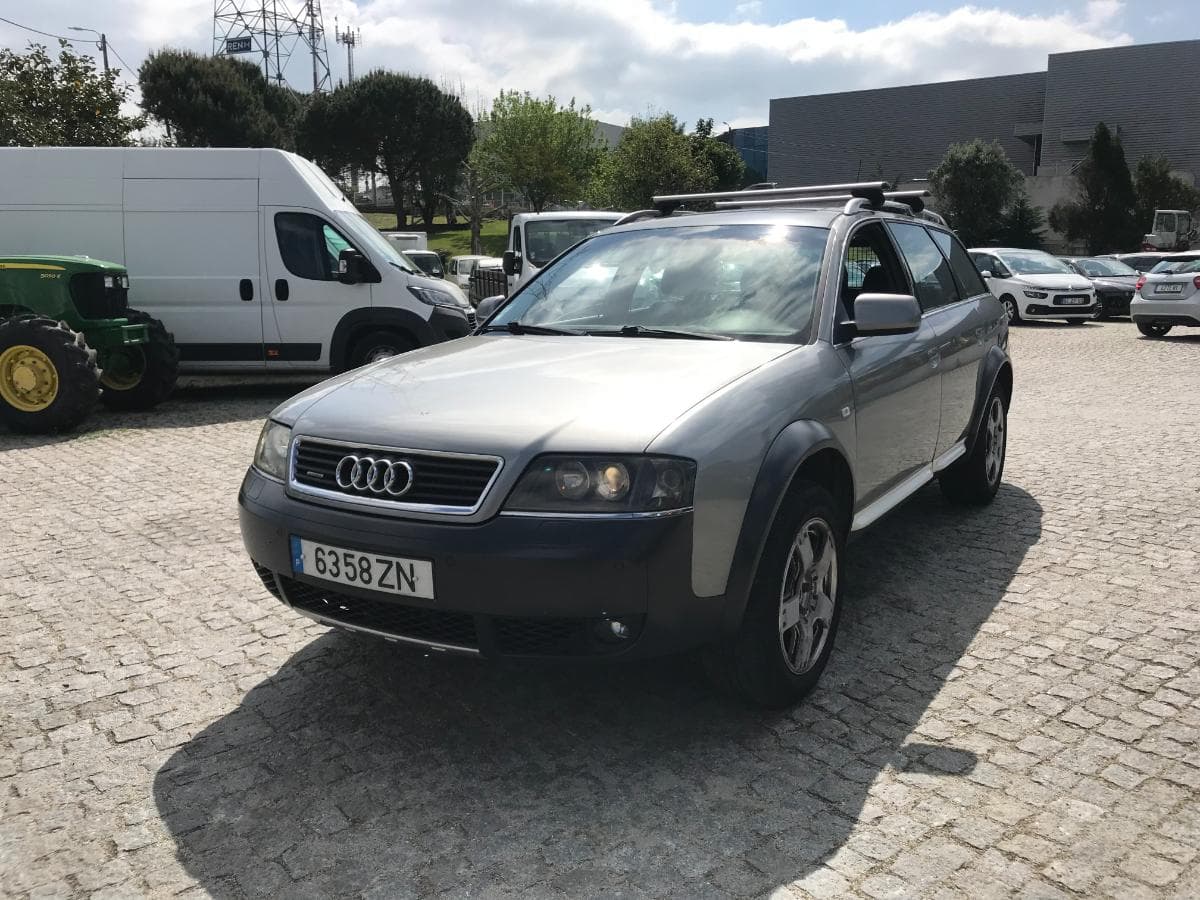 Audi Allroad · Ano 2000 — imagem 4