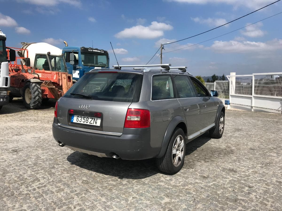 Audi Allroad · Ano 2000 — imagem 5