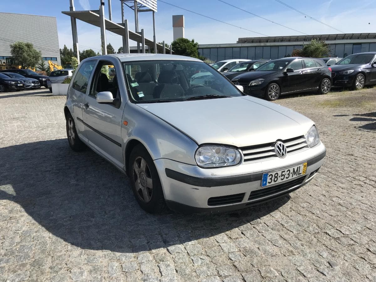 Vokswagen Golf 1.4 16v · Ano 1998