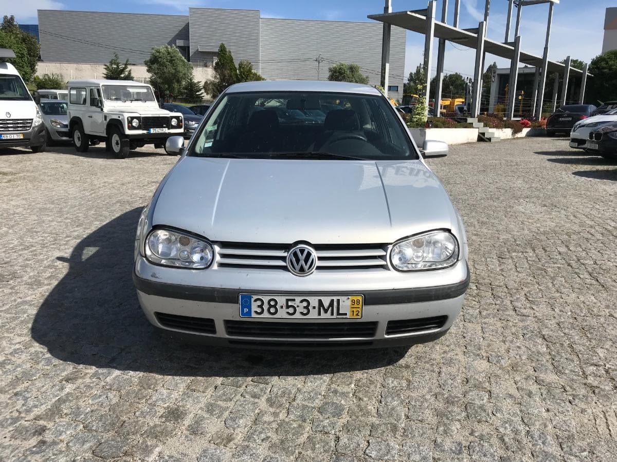 Vokswagen Golf 1.4 16v · Ano 1998 — image 2