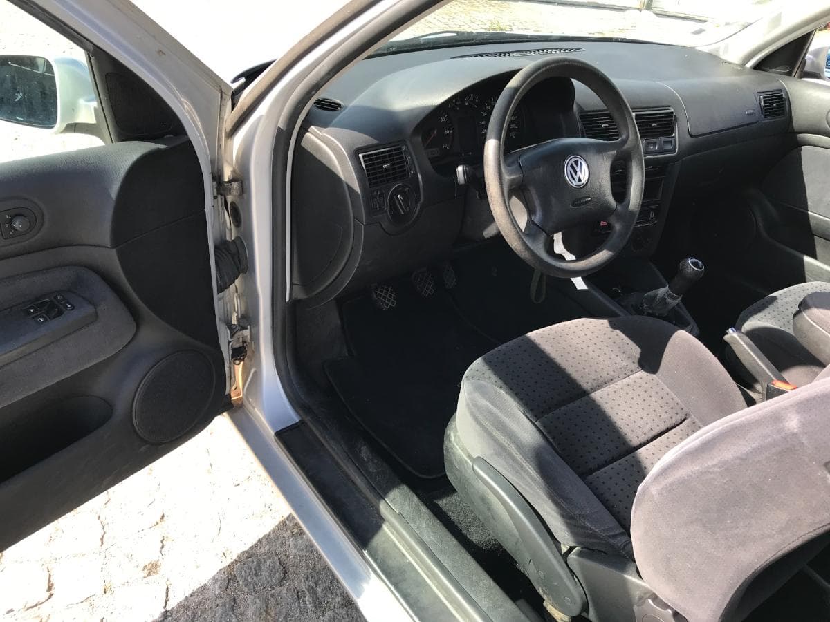 Vokswagen Golf 1.4 16v · Ano 1998 — image 23