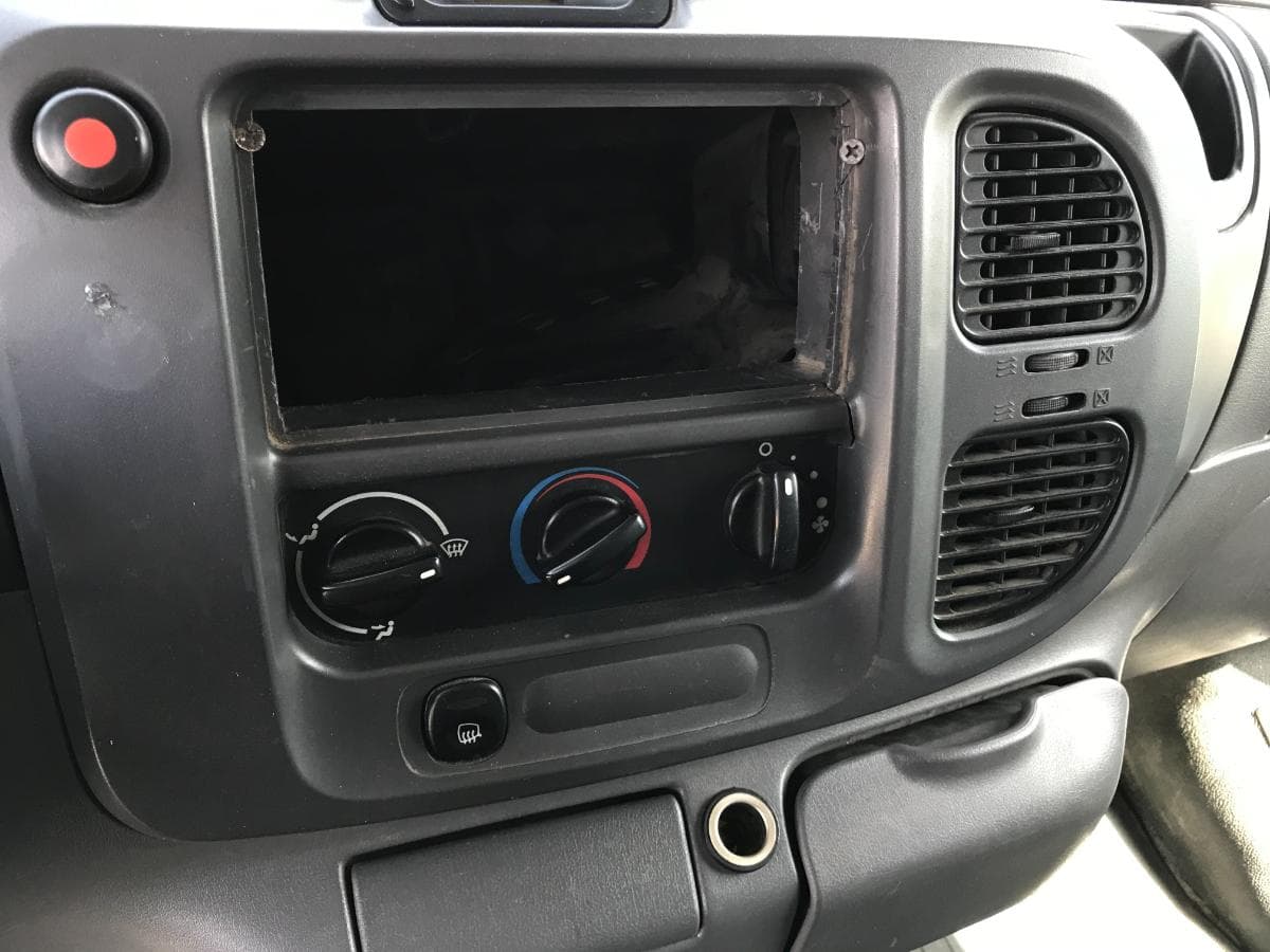 Ford Transit 2.0 · Ano 2002 — imagem 18