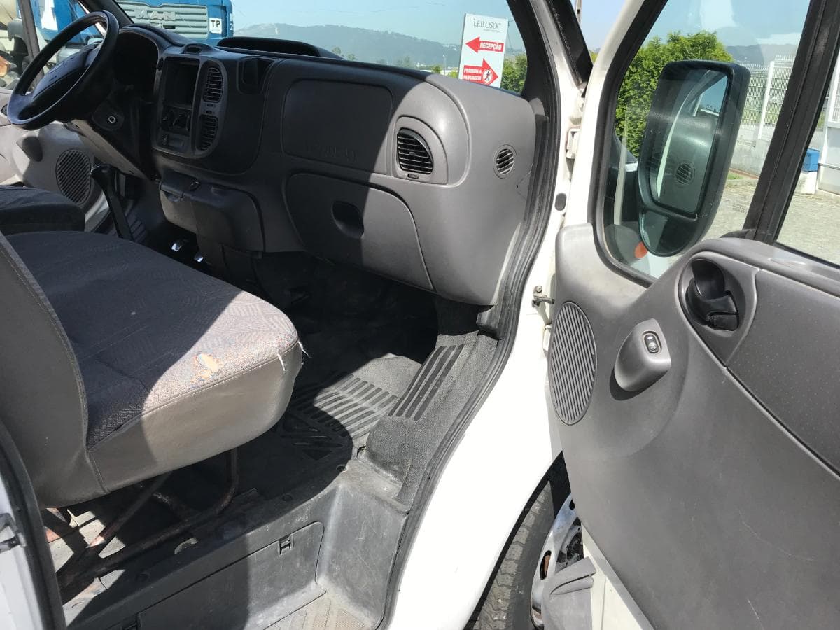 Ford Transit 2.0 · Ano 2002 — imagem 30