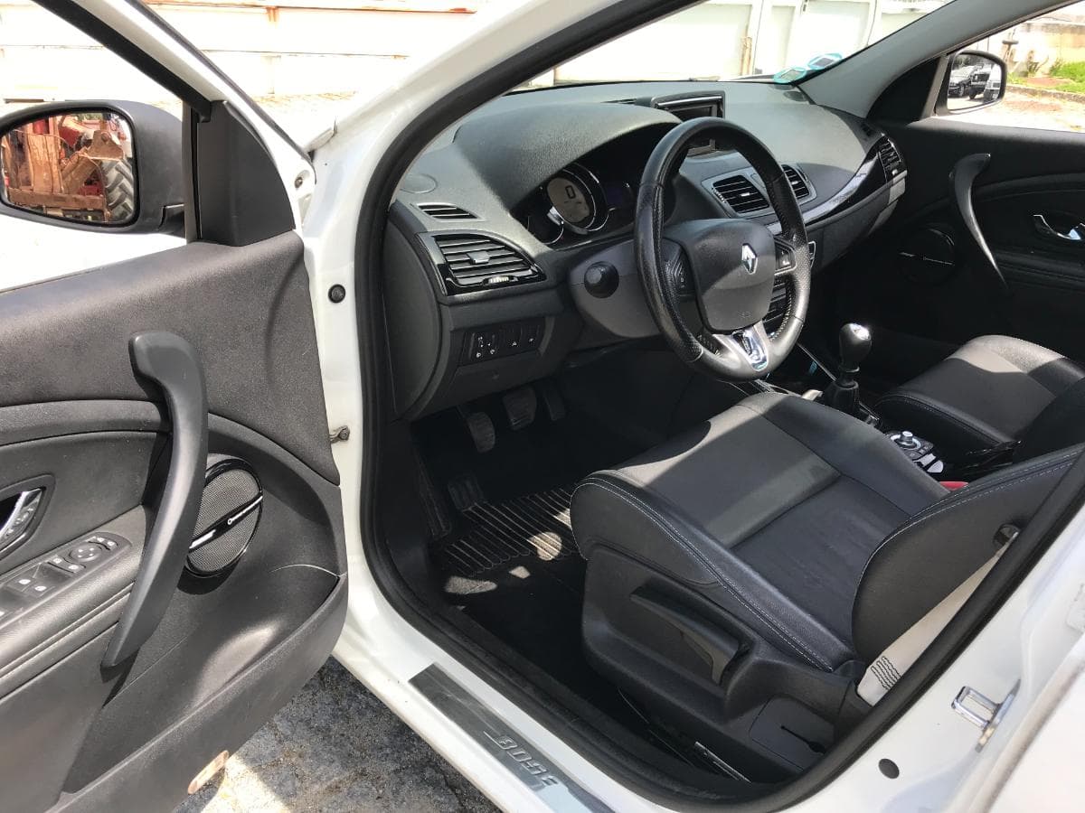 Renault Mégane 1.5DCI · Ano 2013 — imagem 27