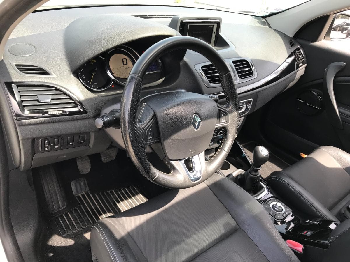 Renault Mégane 1.5DCI · Ano 2013 — imagem 39