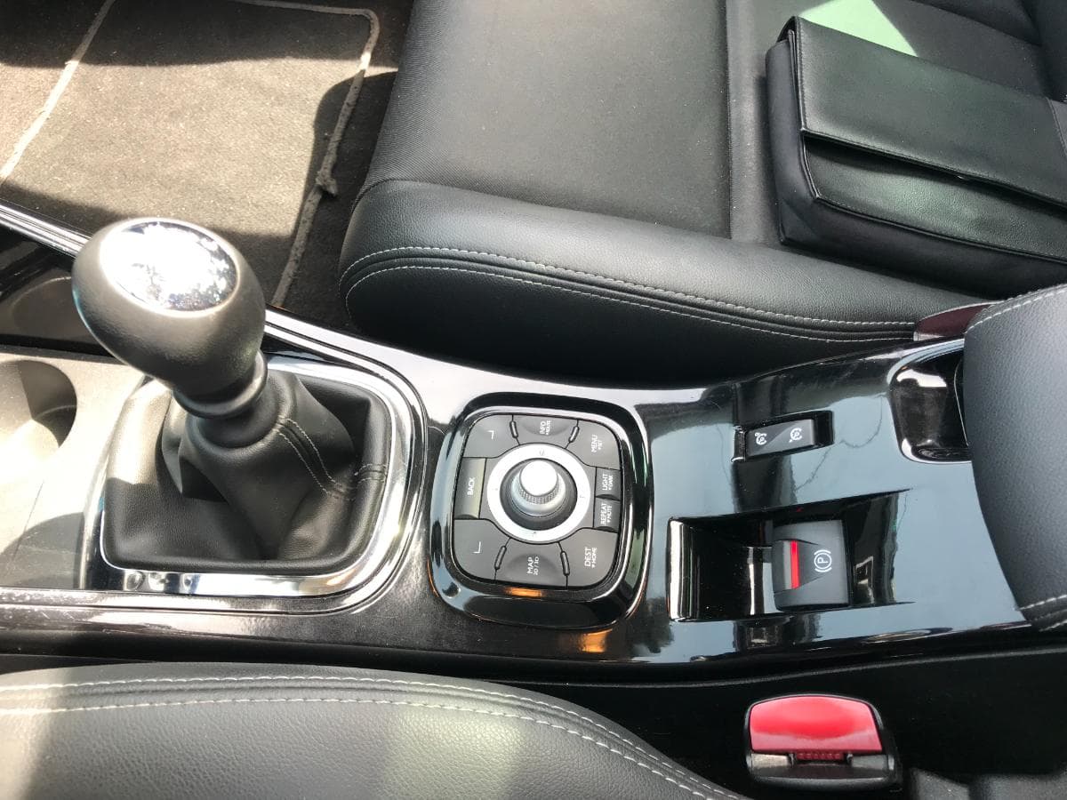 Renault Mégane 1.5DCI · Ano 2013 — imagem 44
