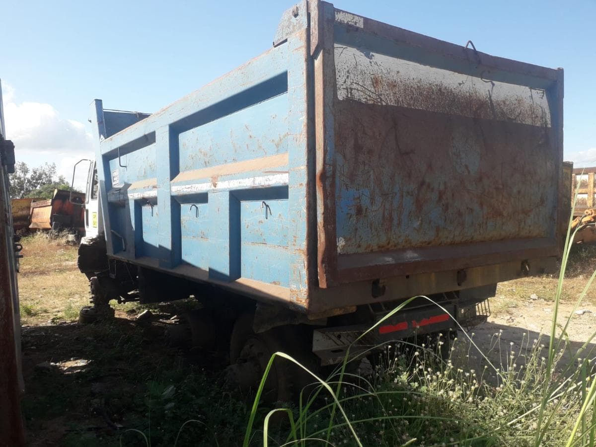 Camião Ashok Leyland · — imagem 8