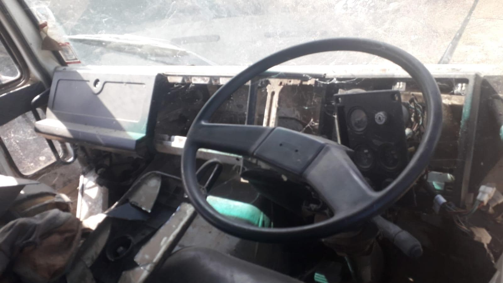 Camião Ashok Leyland · — imagen 4