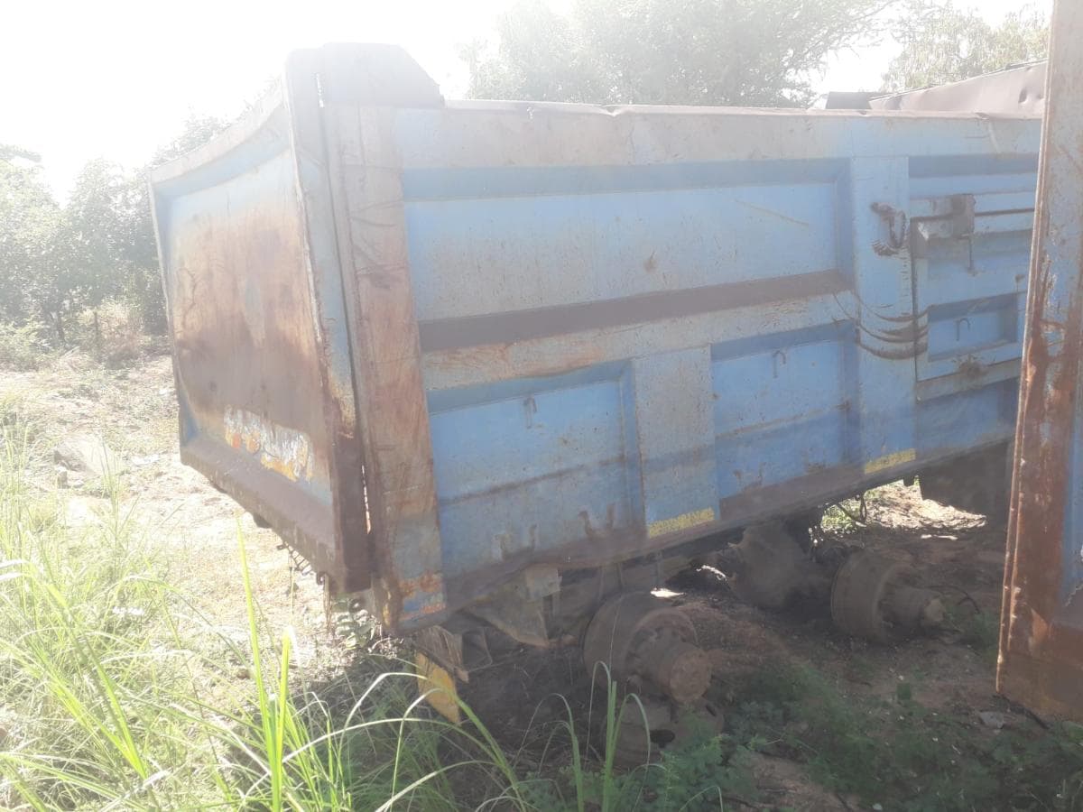 Camião Ashok Leyland · — imagen 6