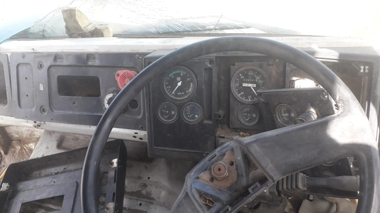 Camión Ashok Leyland · — imagen 2