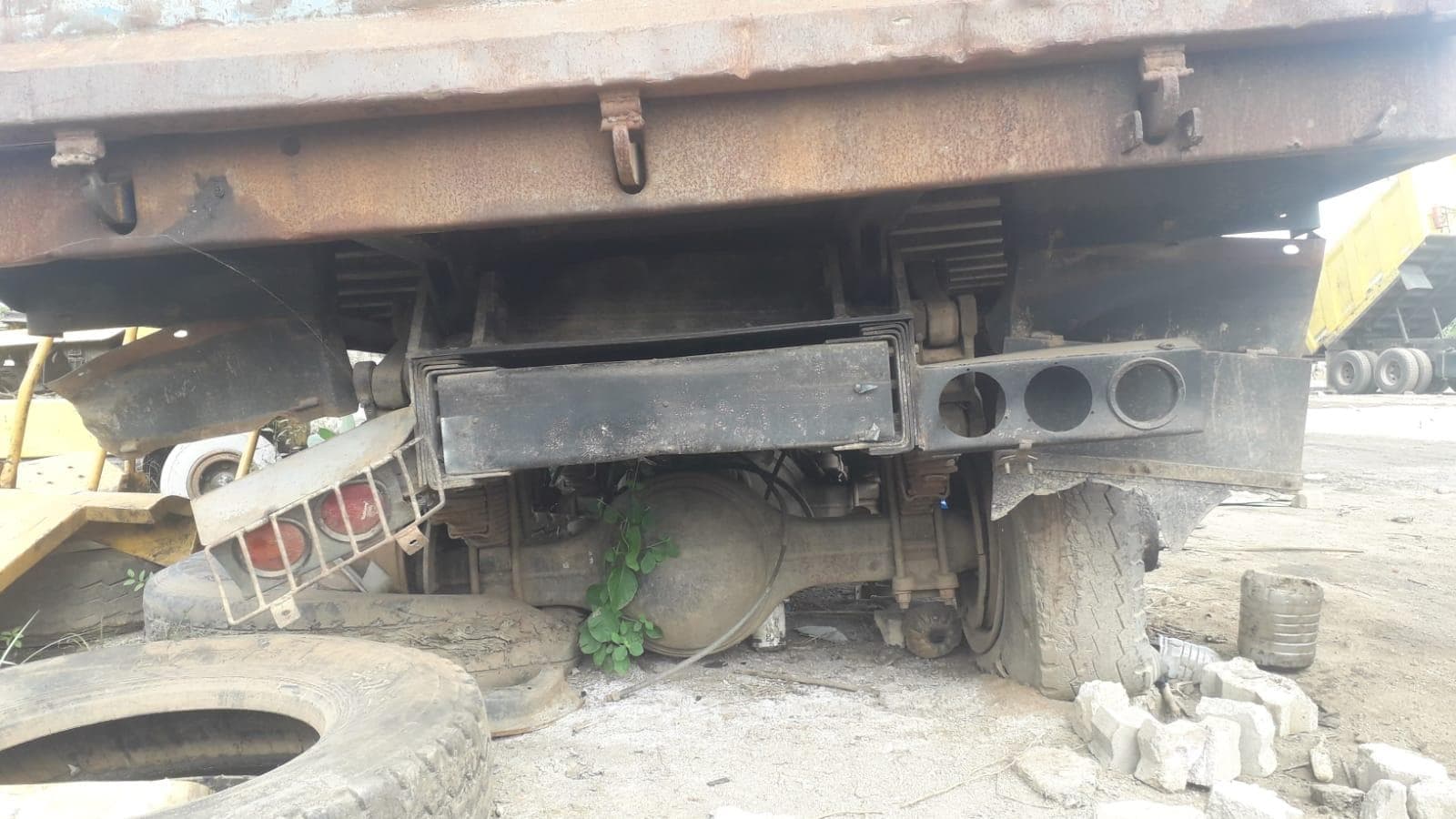Camión Ashok Leyland · — imagen 8