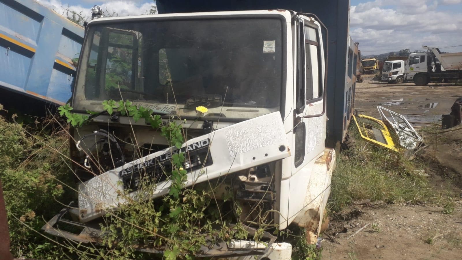Camião Ashok Leyland · — imagem 6