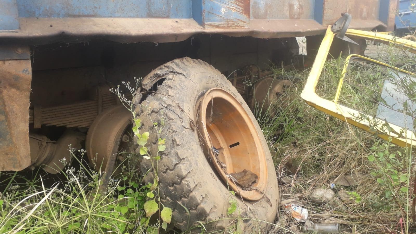 Camião Ashok Leyland · — imagem 9