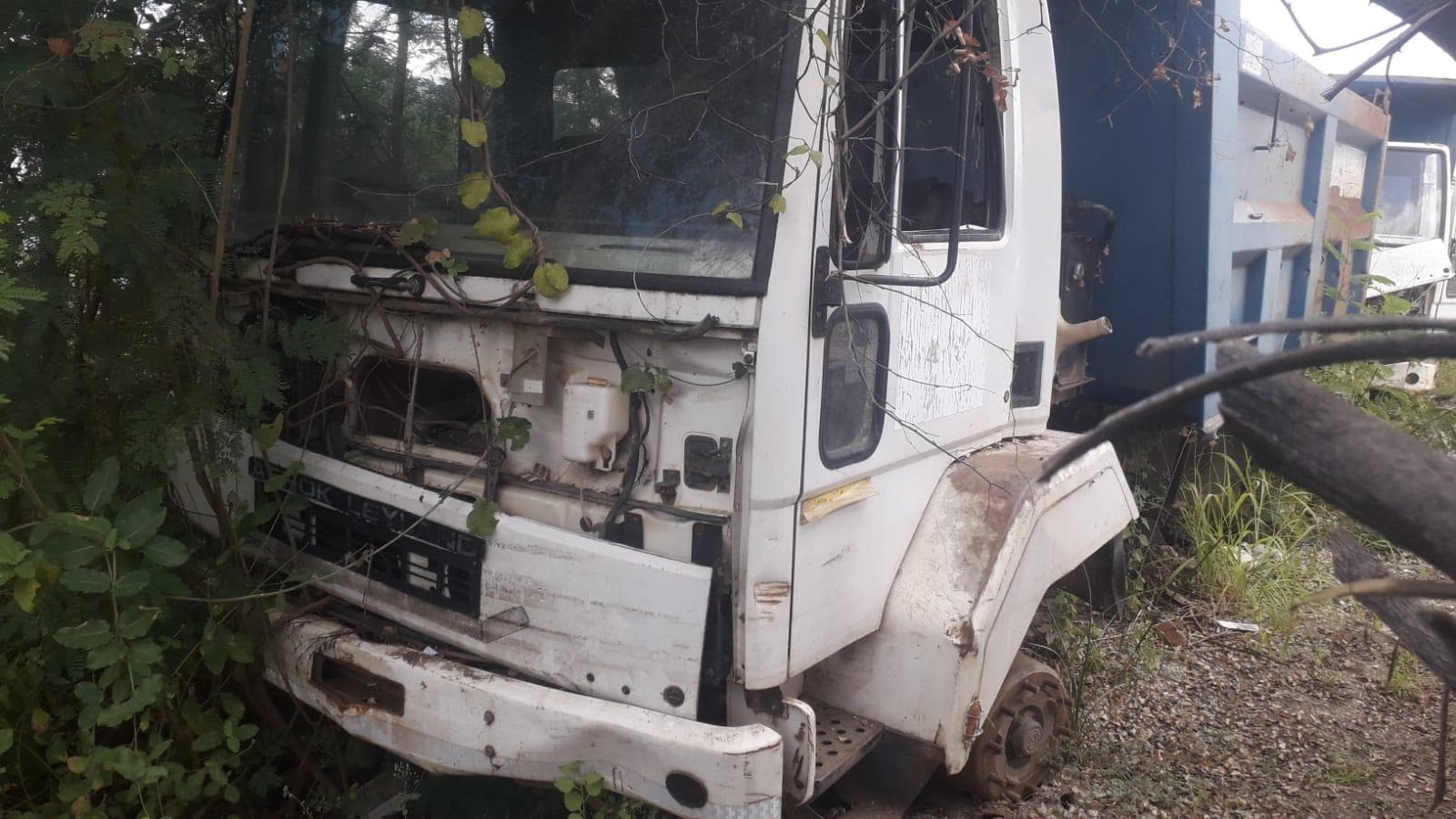 Camião Ashok Leyland · — imagem 4