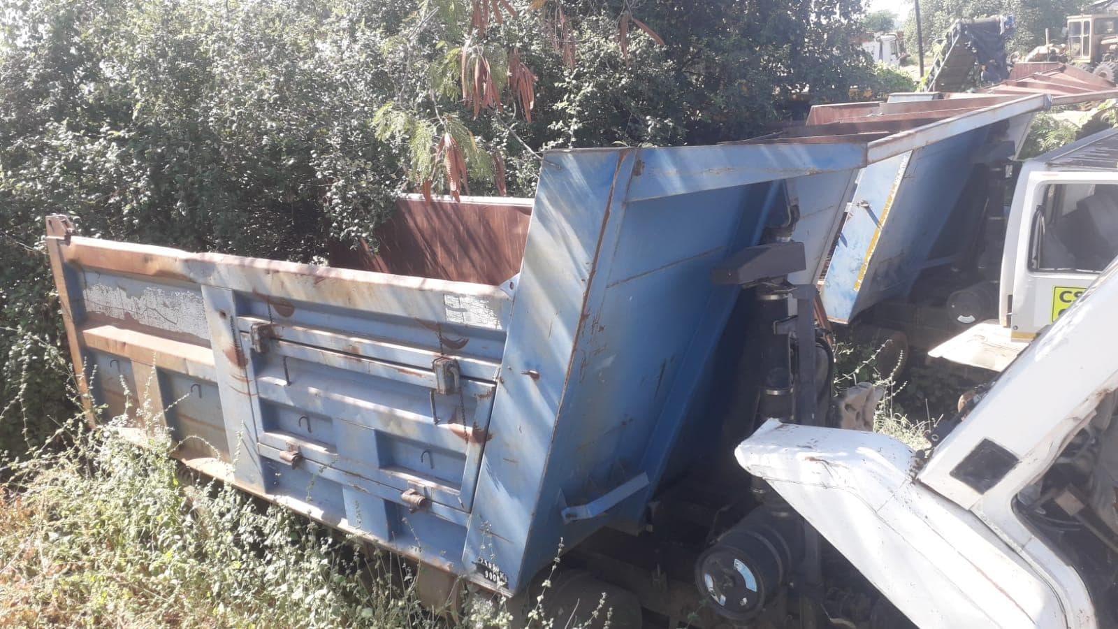 Camião Ashok Leyland · — imagem 6