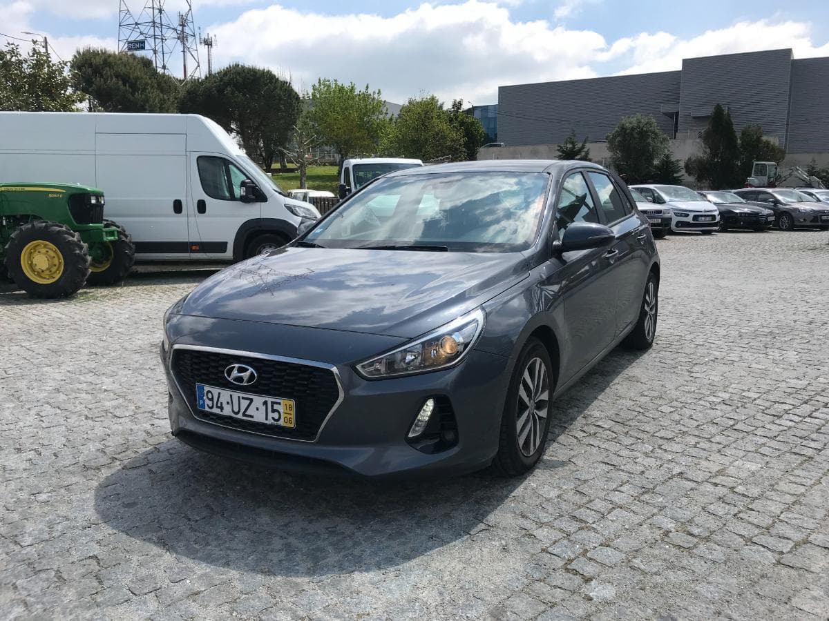 Hyundai i30 1.6 CDRI · Ano 2018 — imagen 5