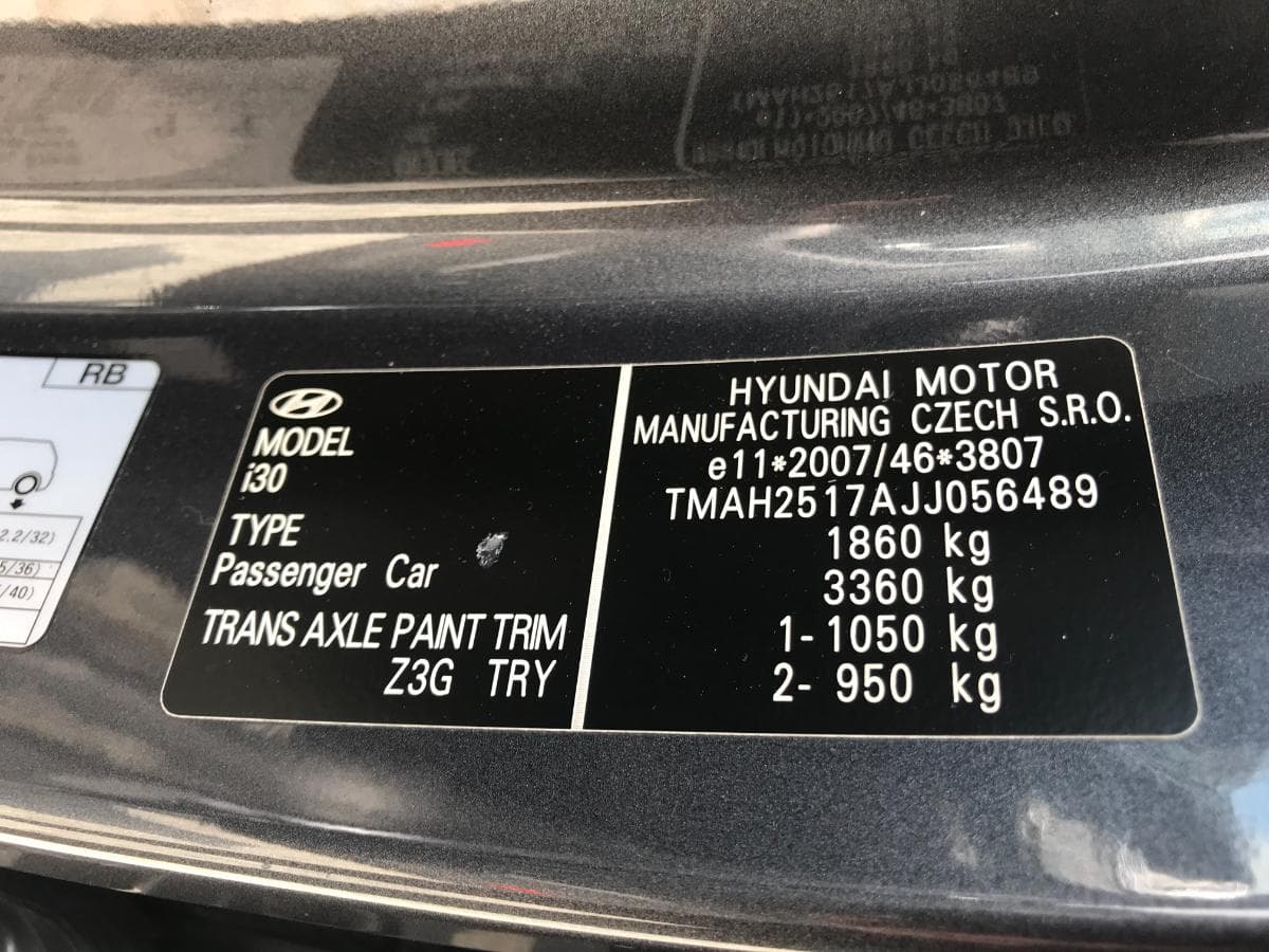 Hyundai i30 1.6 CDRI · Ano 2018 — imagen 4