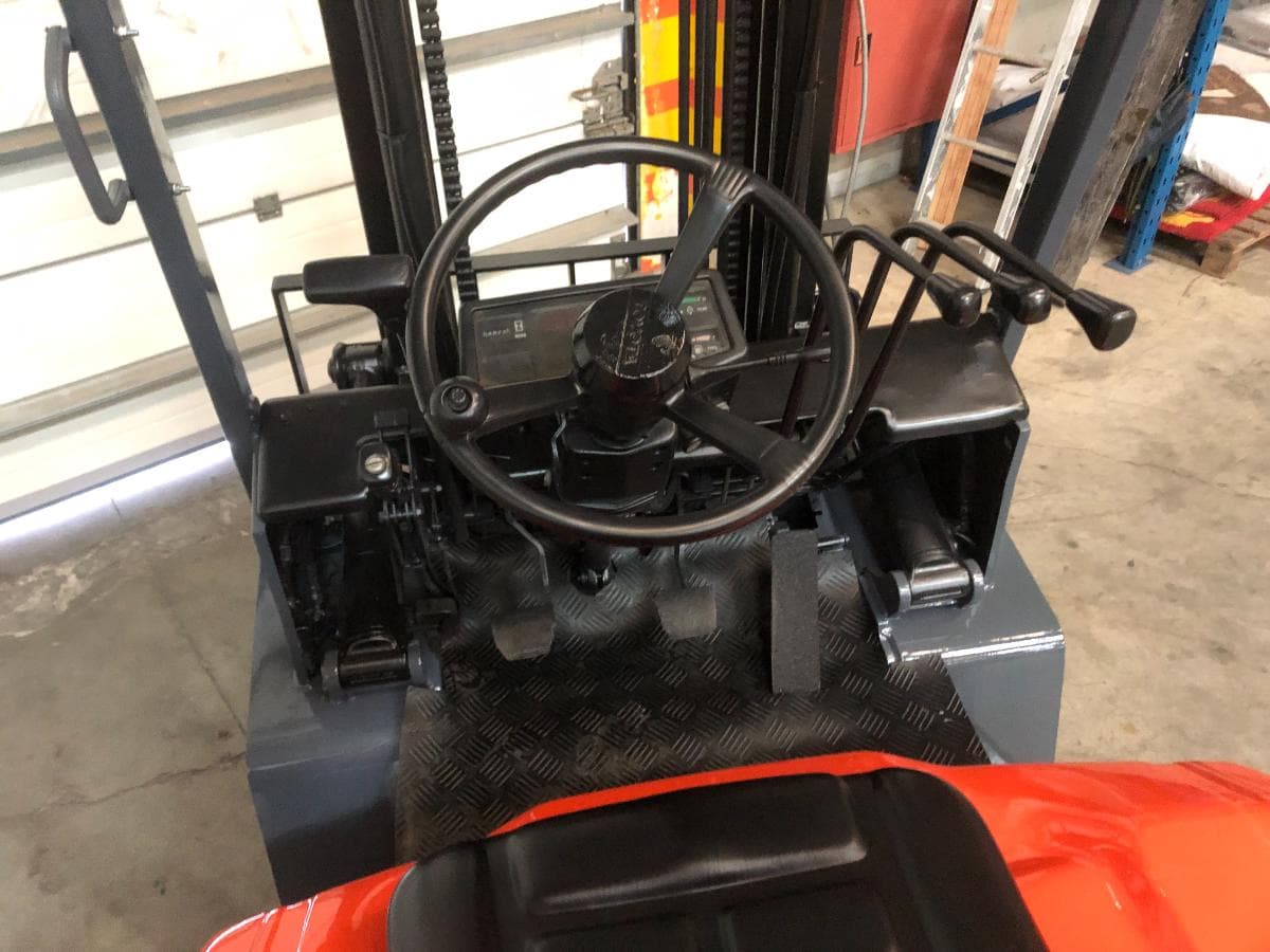Empilhador Toyota 2500 KG — imagem 6