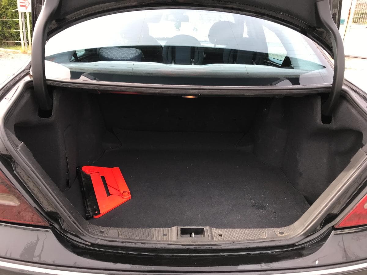 Mercedes-Benz C220 CDI · Ano 2000    06-15-VT — imagem 8