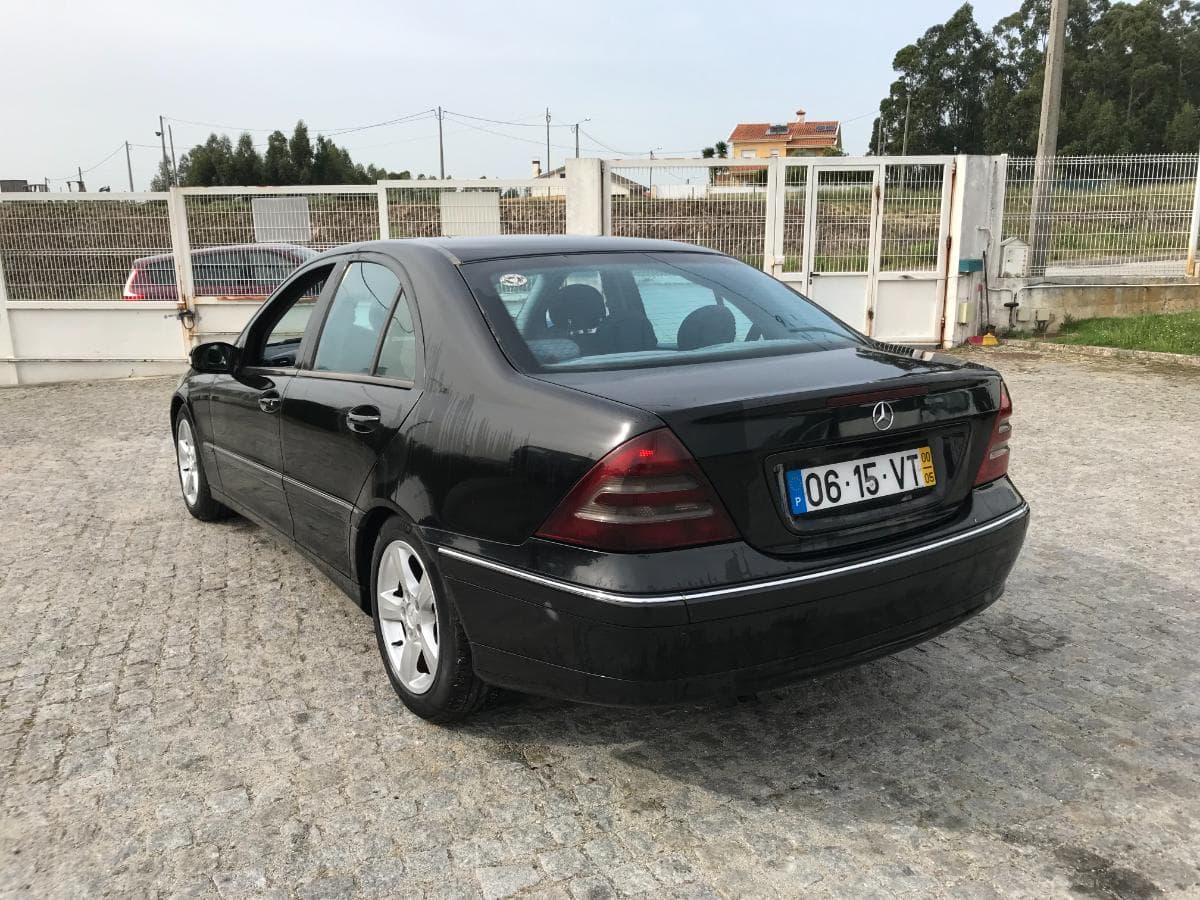 Mercedes-Benz C220 CDI · Ano 2000    06-15-VT — imagem 6