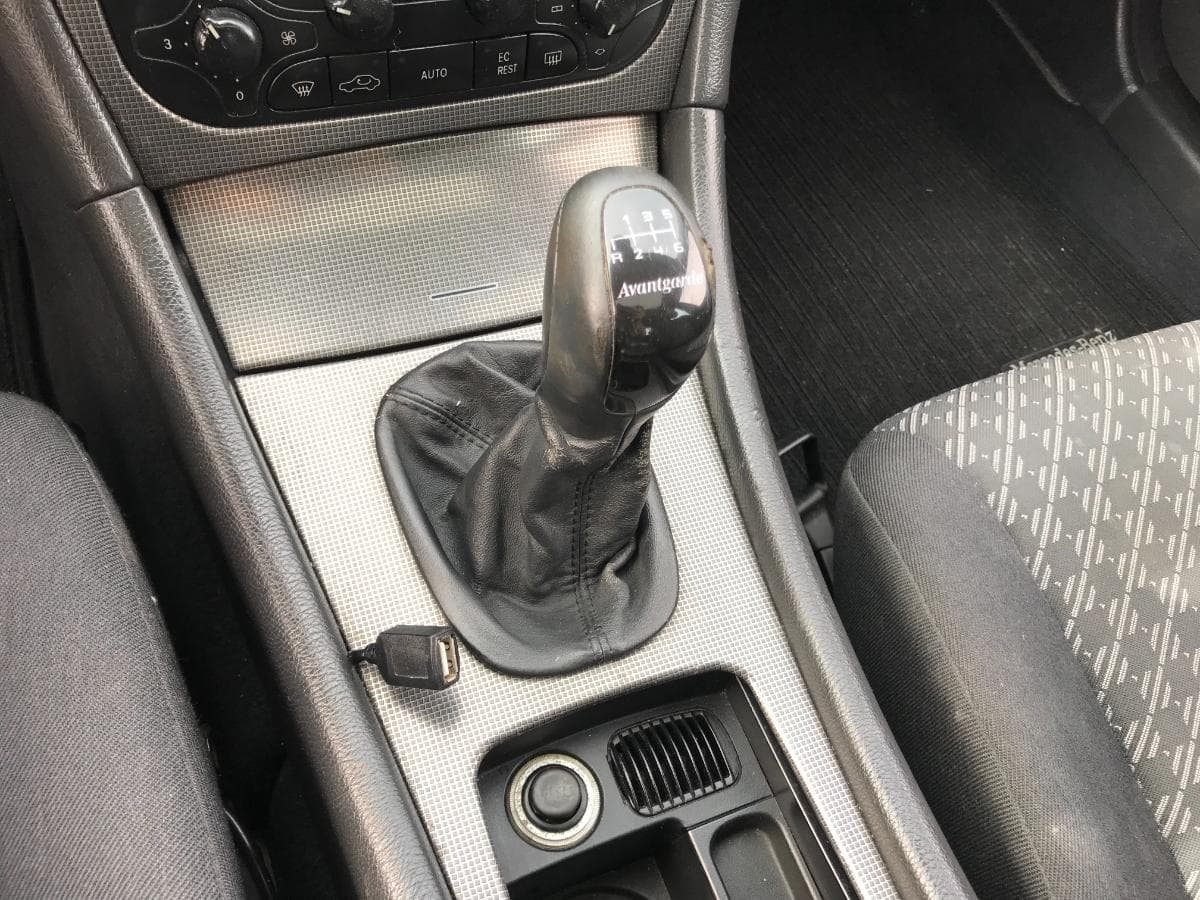 Mercedes-Benz C220 CDI · Ano 2000    06-15-VT — imagem 36