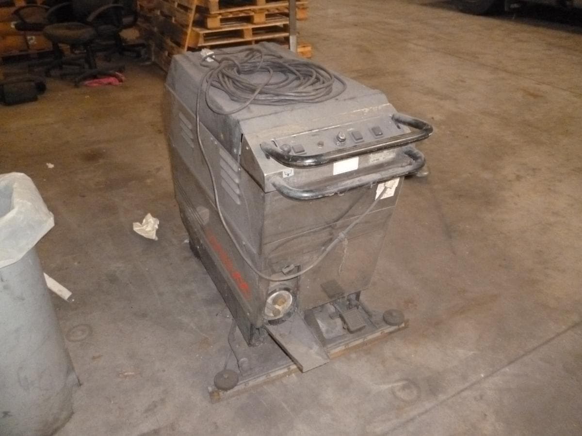 Máquina de lavar chão — image 3